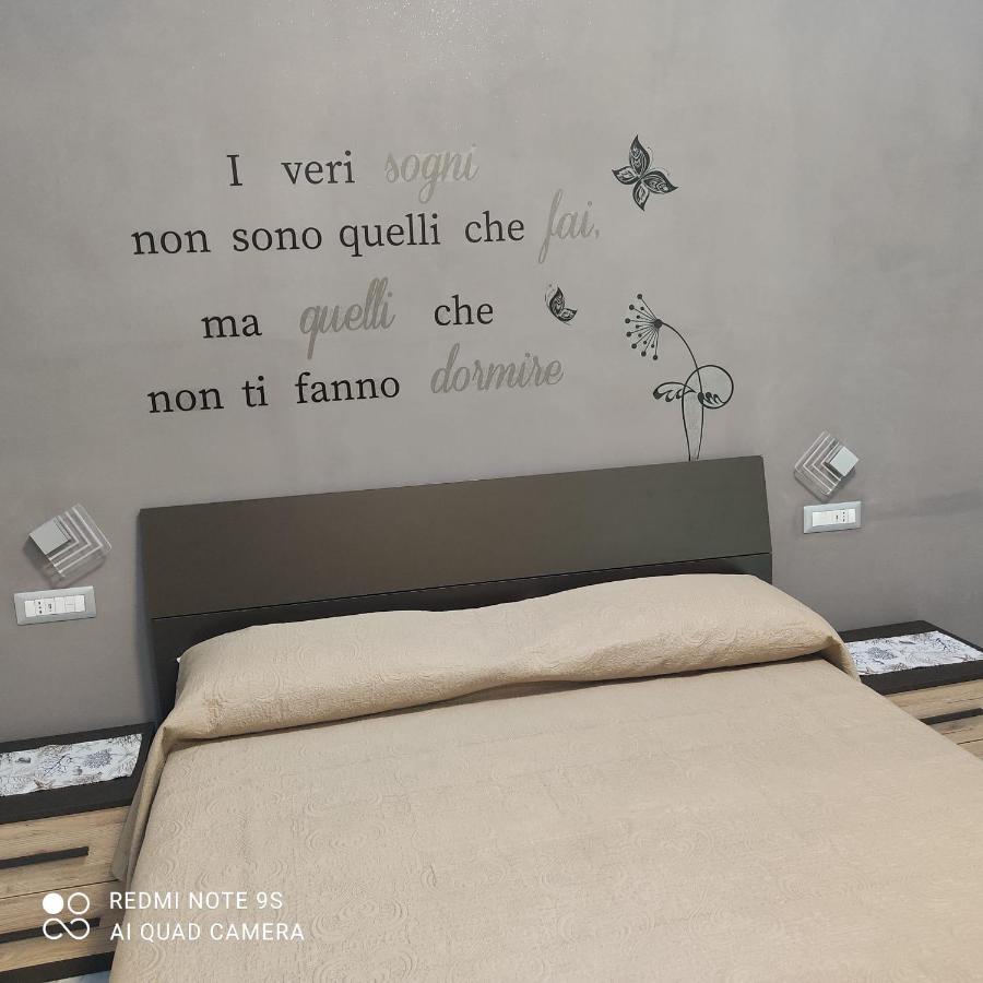 L'Acchiappasogni Casa Vacanze กาสเตลลัมมาเร ดิ สตาเบีย ภายนอก รูปภาพ